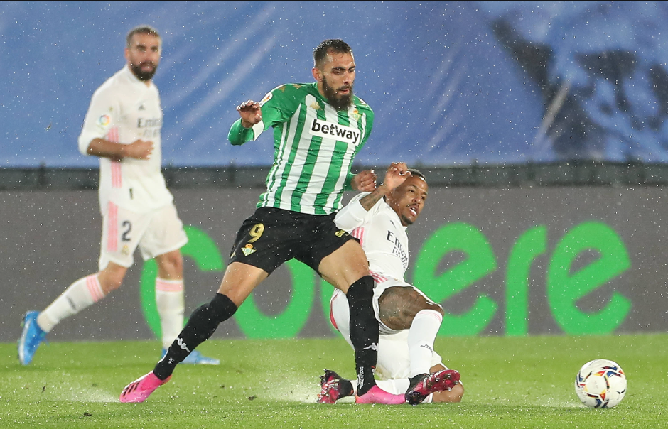 开云体育下载-炮灰在西幻世界的生存法则